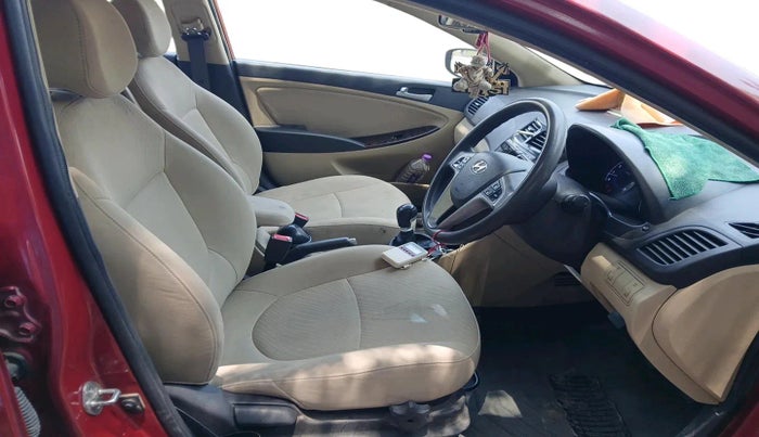 2015 Hyundai Verna FLUIDIC 4S 1.6 VTVT S, Petrol, Manual, 90,124 km, interior