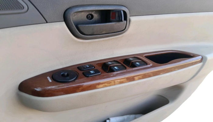 2008 Hyundai Verna VGT CRDI SX 1.5, Diesel, Manual, 1,13,316 km, interior