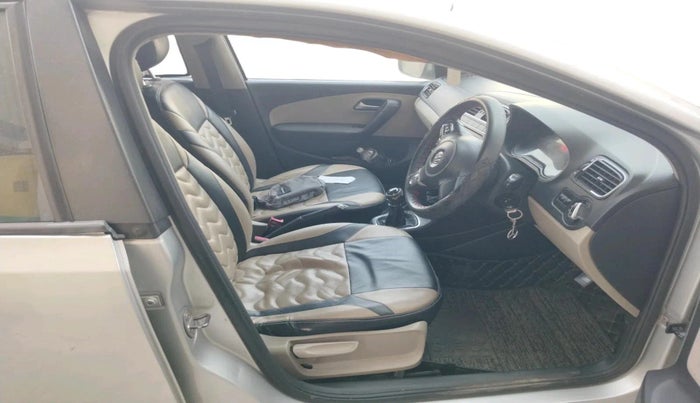 2013 Volkswagen Polo HIGHLINE DIESEL, Diesel, Manual, 90,802 km, interior