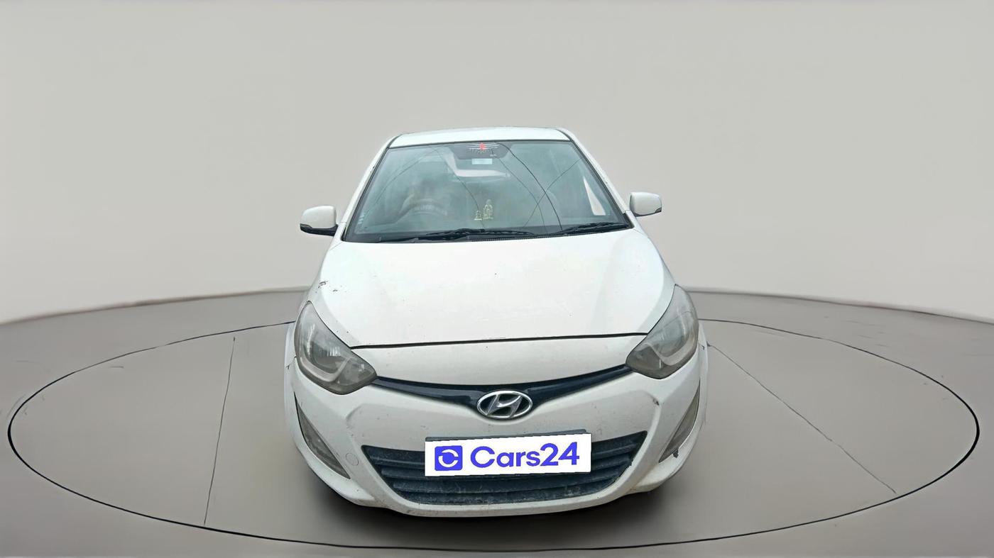 2013 Hyundai i20 SPORTZ 1.2, CNG, Manual, 1,62,671 km, exterior