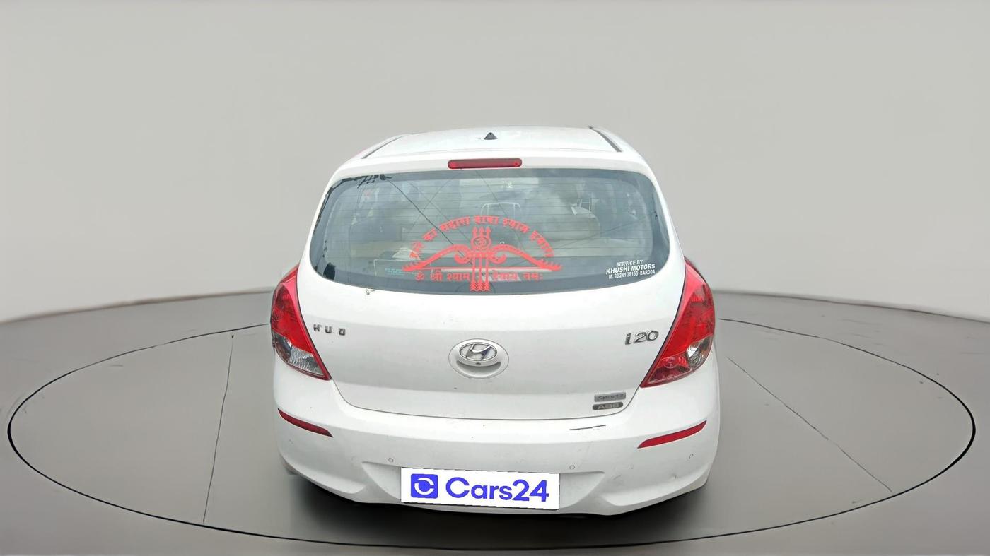 2013 Hyundai i20 SPORTZ 1.2, CNG, Manual, 1,62,671 km, exterior