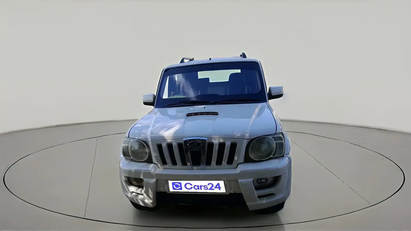 2011 Mahindra Scorpio SLE 2.6 CRDE, Diesel, Manual, 80,259 km, exterior