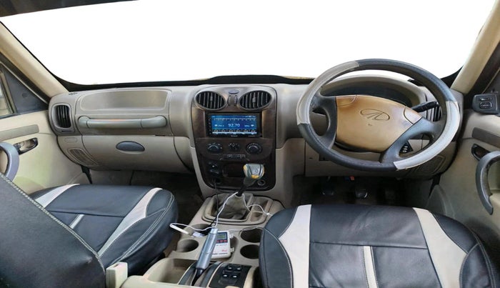 2011 Mahindra Scorpio SLE 2.6 CRDE, Diesel, Manual, 80,259 km, interior