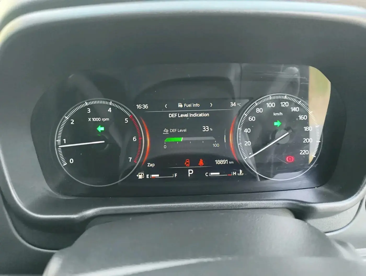 2025 Mahindra SCORPIO-N Z8 L DIESEL AT 2WD 7 STR, Diesel, Automatic, 18,891 km, interior