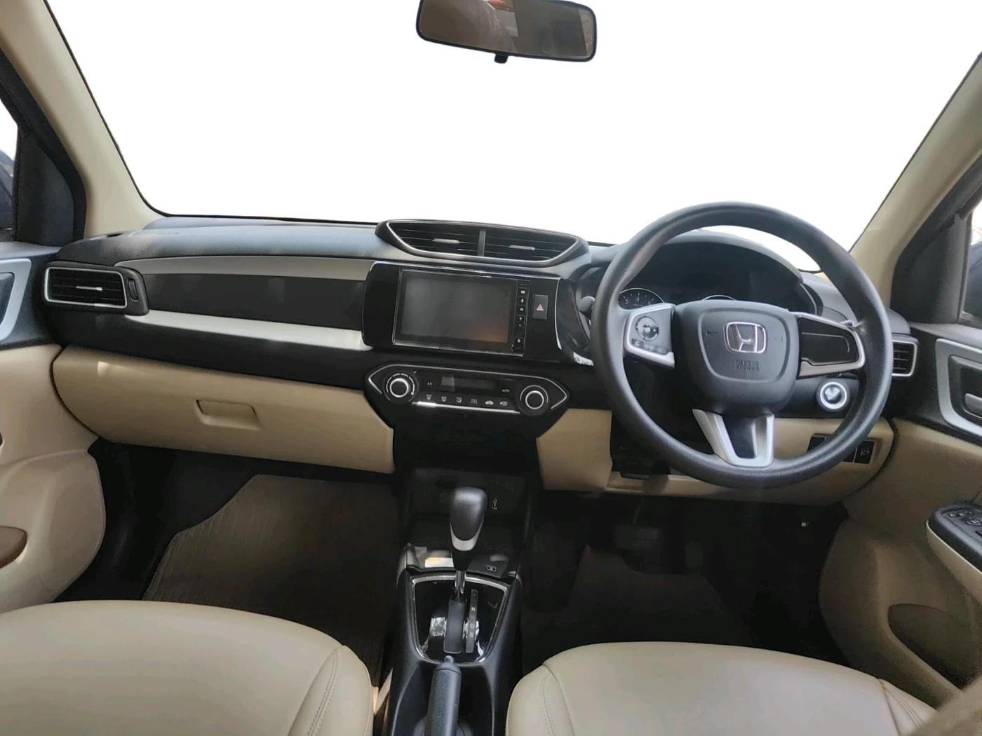 2024 Honda Amaze 1.2L I-VTEC VX CVT, Petrol, Automatic, 20,924 km, interior