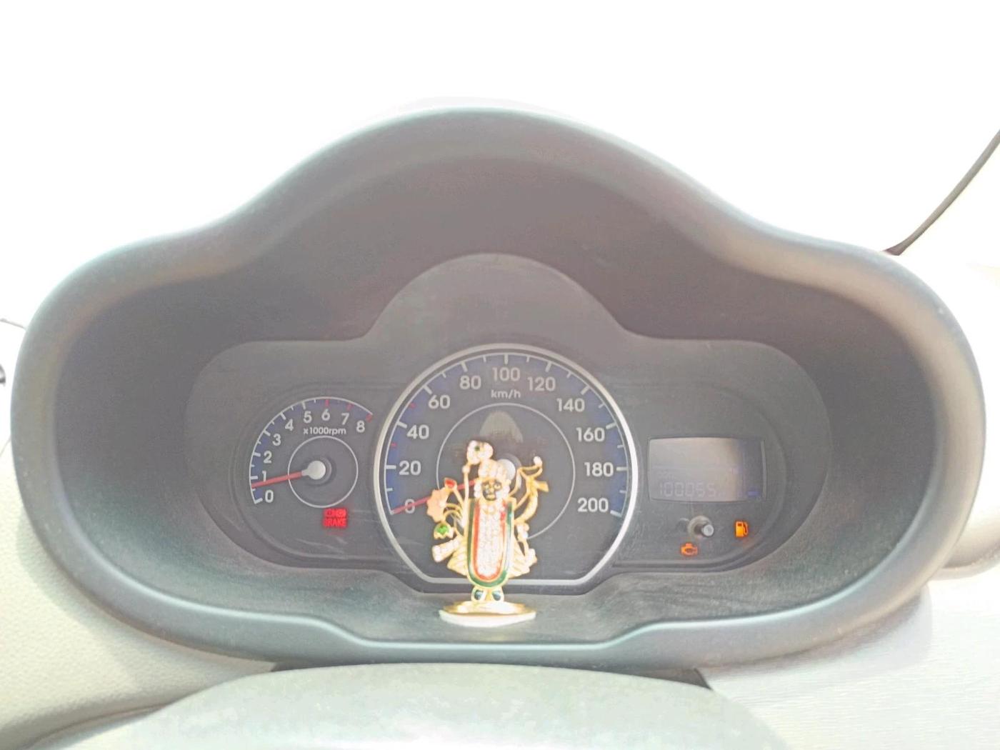 2011 Hyundai i10 ERA 1.1, CNG, Manual, 1,00,055 km, interior