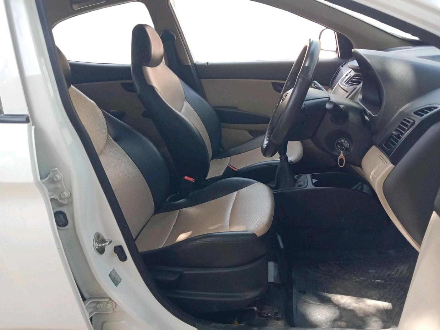 2015 Hyundai Eon ERA +, Petrol, Manual, 25,300 km, interior