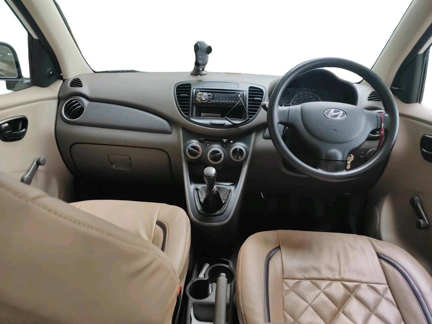 2013 Hyundai i10 D LITE 1.1, Petrol, Manual, 1,21,736 km, interior