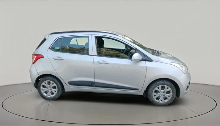 2016 Hyundai Grand i10 SPORTZ 1.2 KAPPA VTVT, Petrol, Manual, 1,06,970 km, exterior