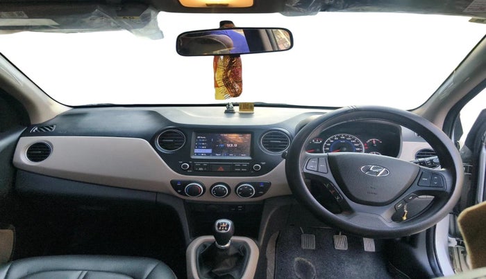 2018 Hyundai Grand i10 SPORTZ 1.2 KAPPA VTVT, Petrol, Manual, 21,806 km, interior