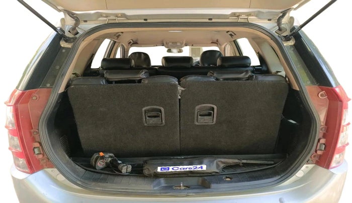 2015 Mahindra XUV500 W8, Diesel, Manual, 76,652 km, exterior