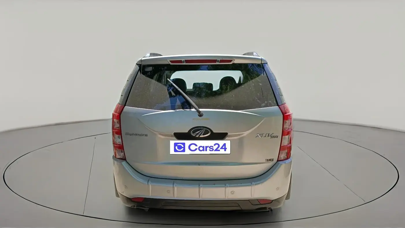2015 Mahindra XUV500 W8, Diesel, Manual, 76,652 km, exterior