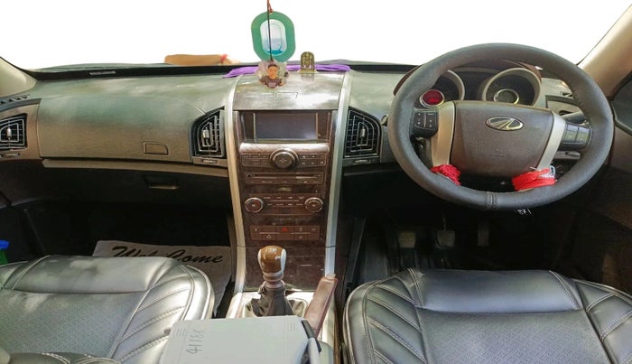 2015 Mahindra XUV500 W8, Diesel, Manual, 76,652 km, interior