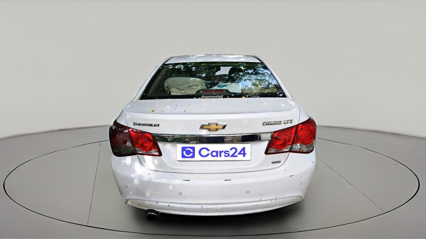 2014 Chevrolet Cruze LTZ, Diesel, Manual, 1,36,227 km, exterior