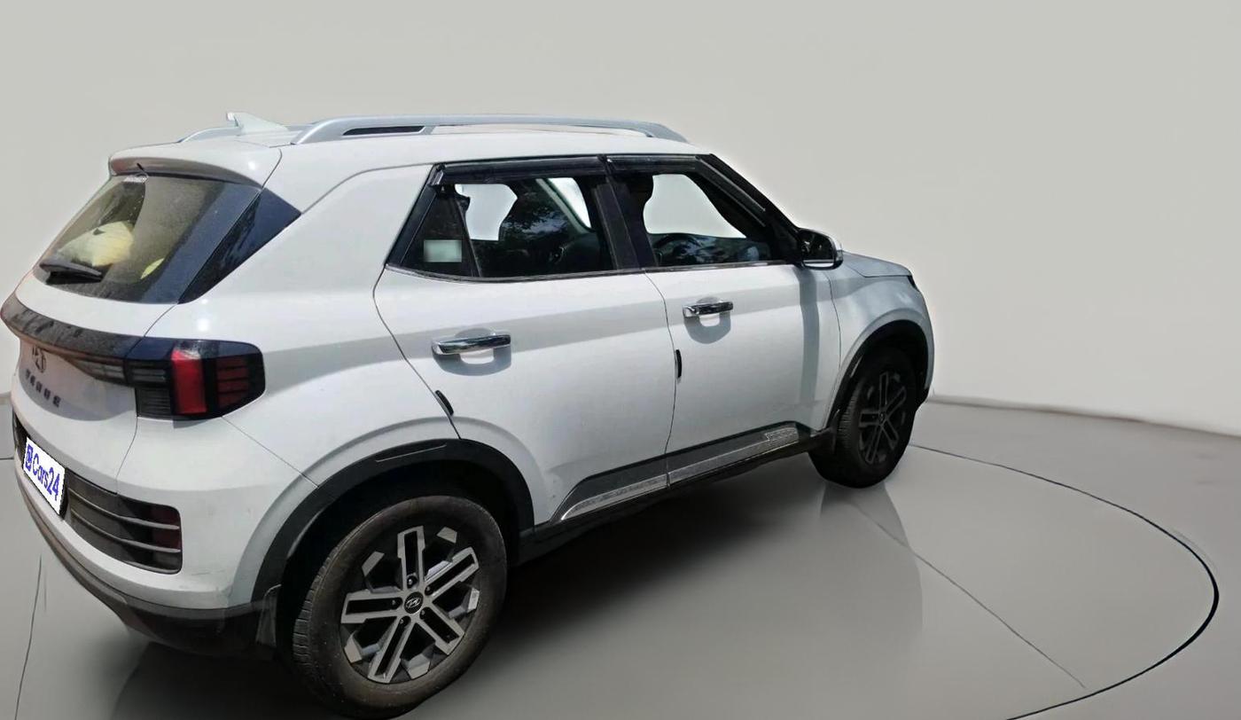 2025 Hyundai VENUE SX 1.5 CRDI, Diesel, Manual, 31,056 km, exterior