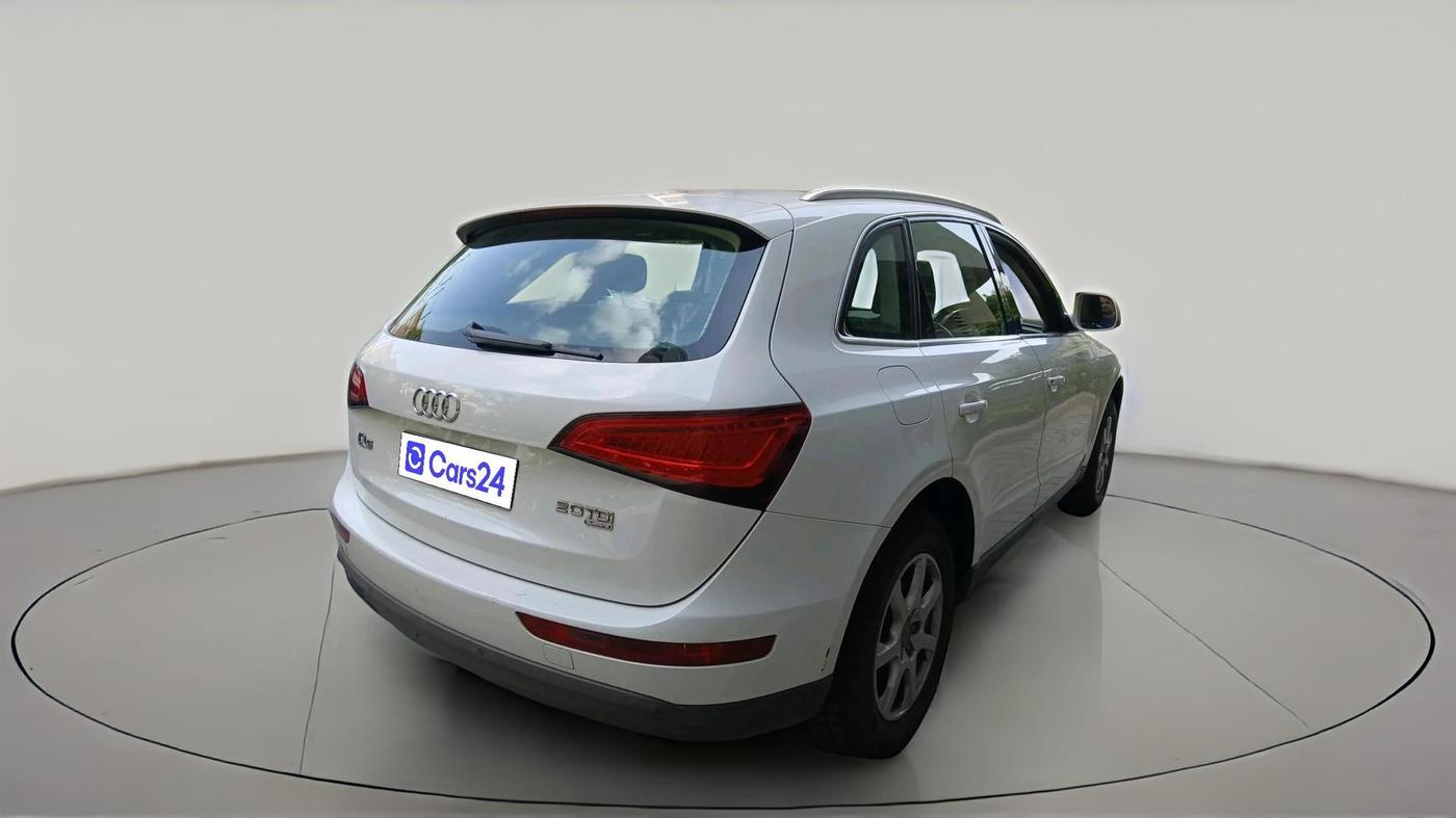 2014 Audi Q5 2.0 TDI quattro Premium, Diesel, Automatic, 1,50,659 km, exterior
