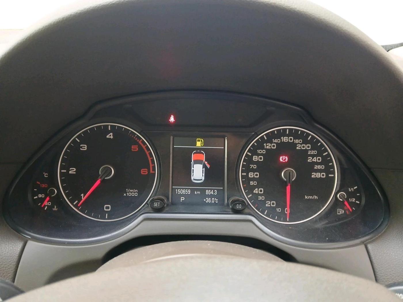 2014 Audi Q5 2.0 TDI quattro Premium, Diesel, Automatic, 1,50,659 km, interior