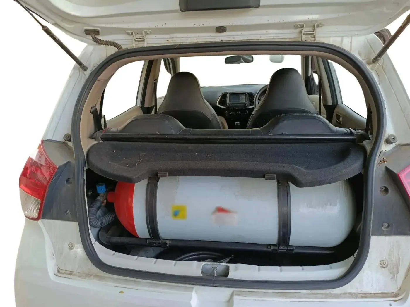 2018 Hyundai NEW SANTRO SPORTZ CNG, CNG, Manual, 78,402 km, exterior