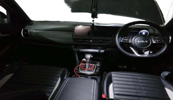 2025 KIA SELTOS  GTX PLUS 1.5 DIESEL AT, Diesel, Automatic, 3,593 km, interior