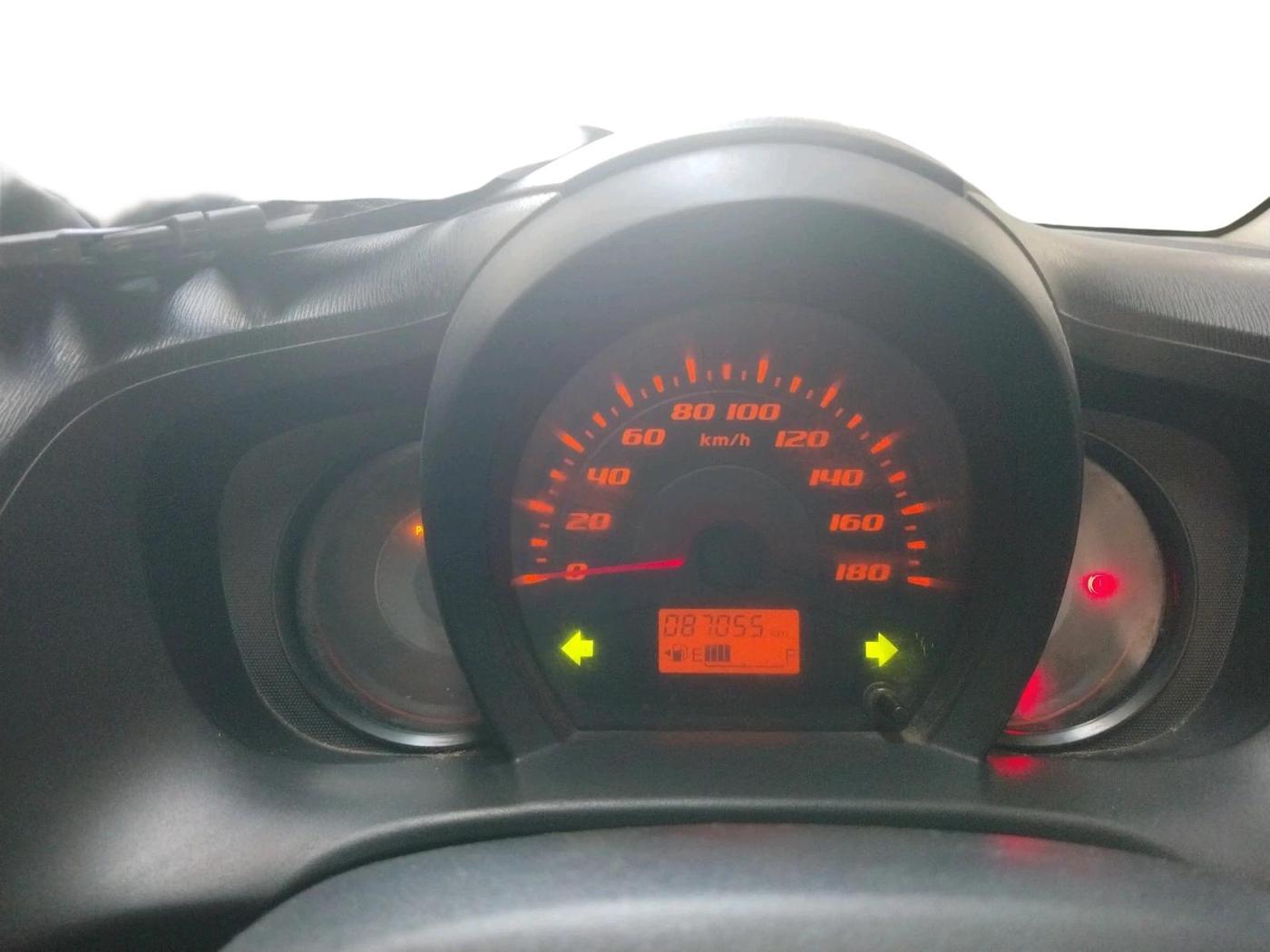 2015 Honda Amaze 1.5L I-DTEC E, Diesel, Manual, 87,055 km, interior