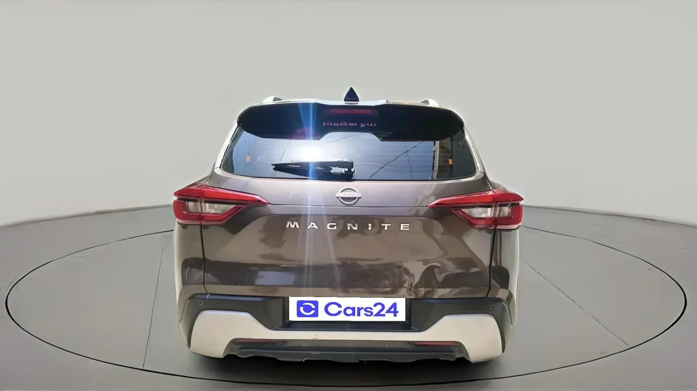 2021 Nissan MAGNITE XV PREMIUM, CNG, Manual, 43,498 km, exterior