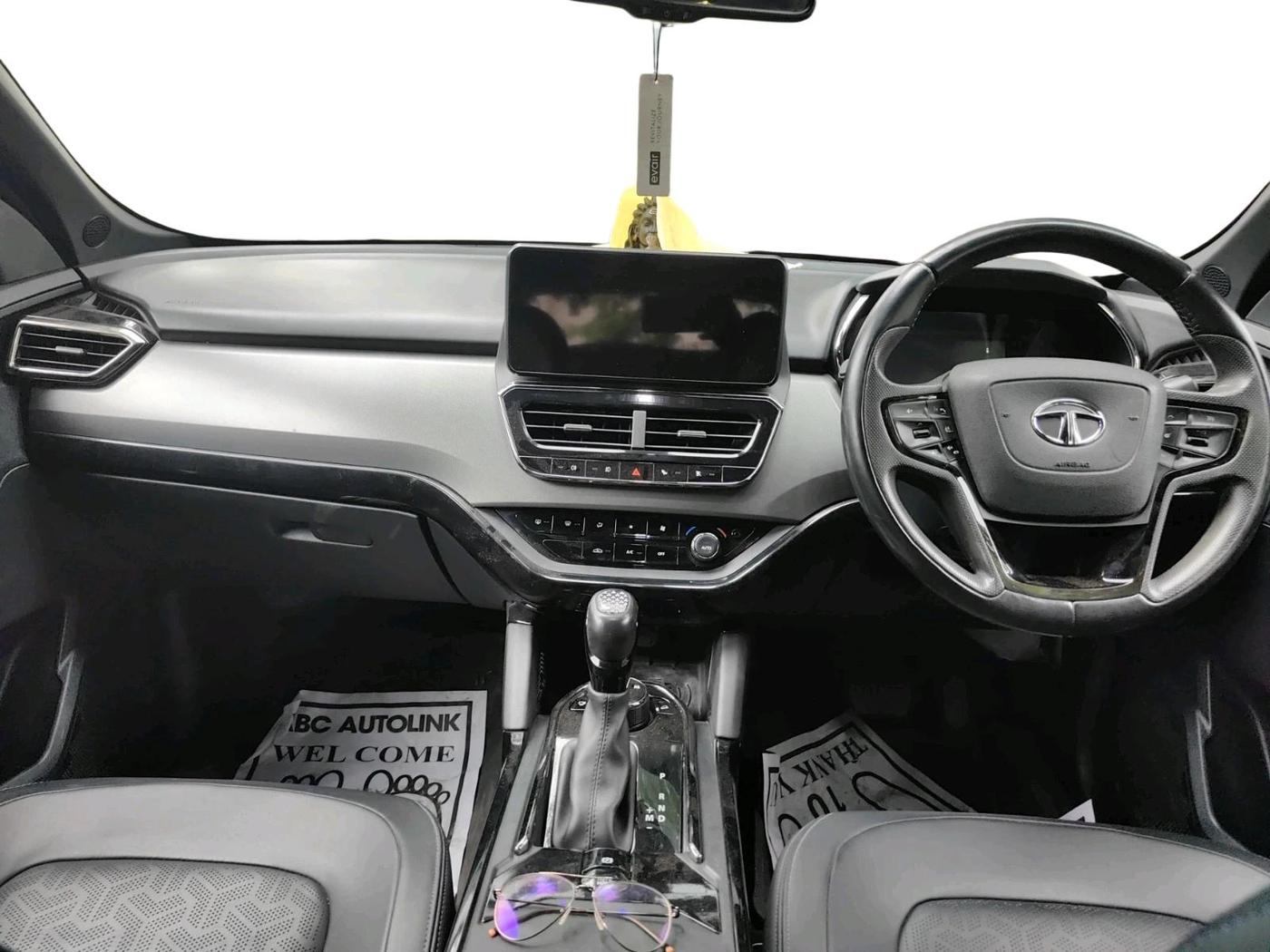 2023 Tata Harrier XZA PLUS 2.0L DARK EDITION, Diesel, Automatic, 45,343 km, interior