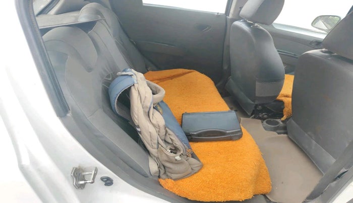 2014 Chevrolet Beat LT PETROL, Petrol, Manual, 1,20,944 km, interior