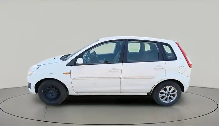 2013 Ford Figo TITANIUM 1.2 PETROL, Petrol, Manual, 88,153 km, exterior