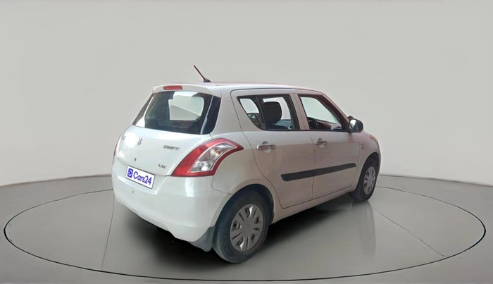 2015 Maruti Swift LXI, CNG, Manual, 1,36,770 km, exterior