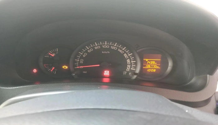 2015 Maruti Swift LXI, CNG, Manual, 1,36,770 km, interior