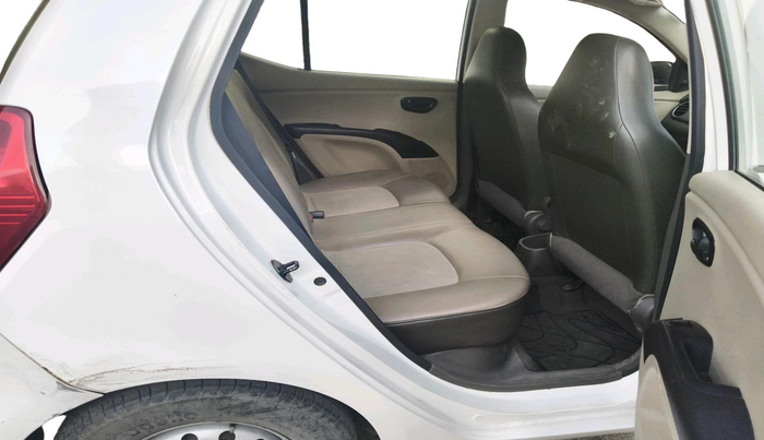2013 Hyundai i10 MAGNA 1.1, Petrol, Manual, 60,495 km, interior