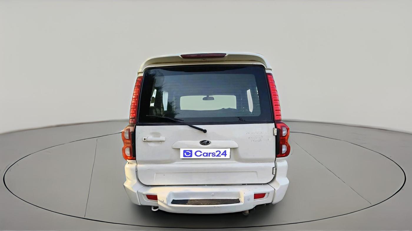 2011 Mahindra Scorpio VLX 2WD AIRBAG, Diesel, Manual, 1,40,000 km, exterior