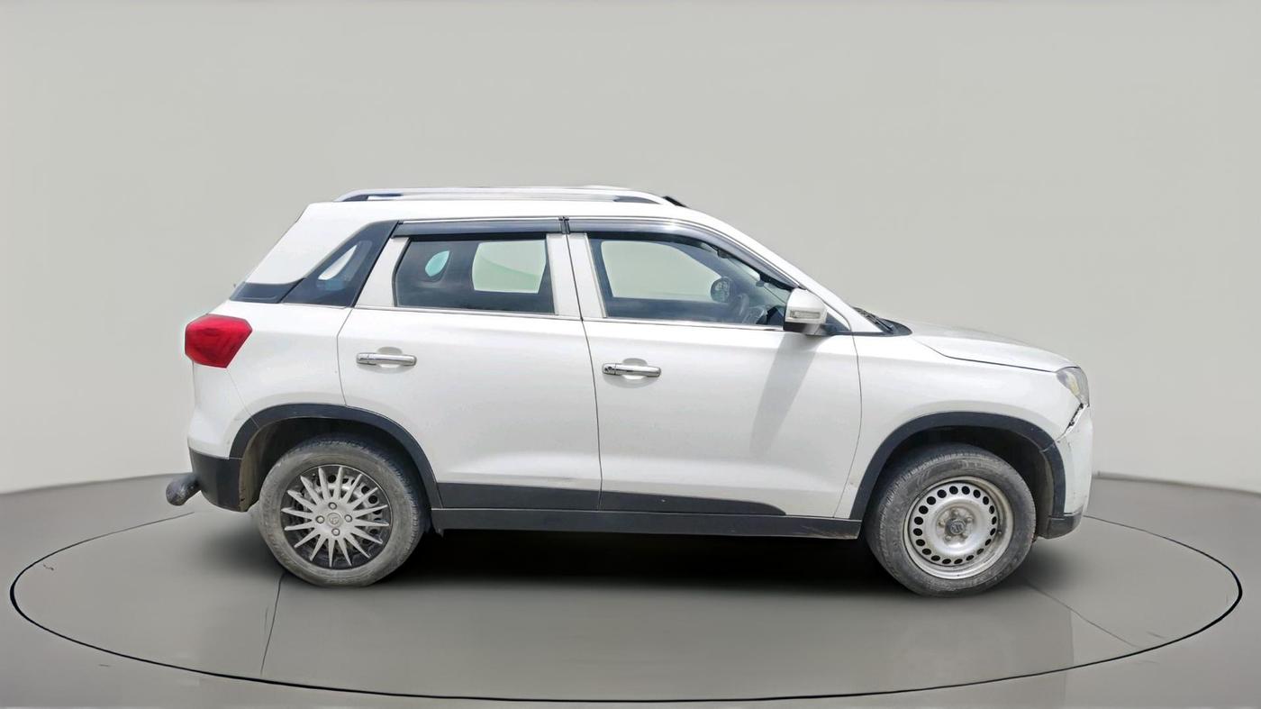 2021 Maruti Vitara Brezza LXI, CNG, Manual, 1,41,481 km, exterior