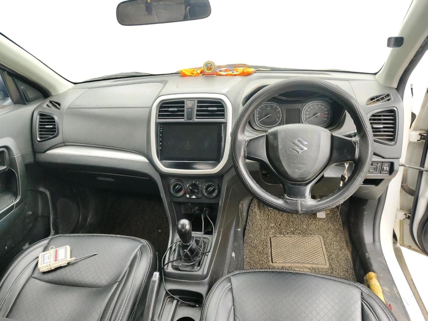 2021 Maruti Vitara Brezza LXI, CNG, Manual, 1,41,481 km, interior