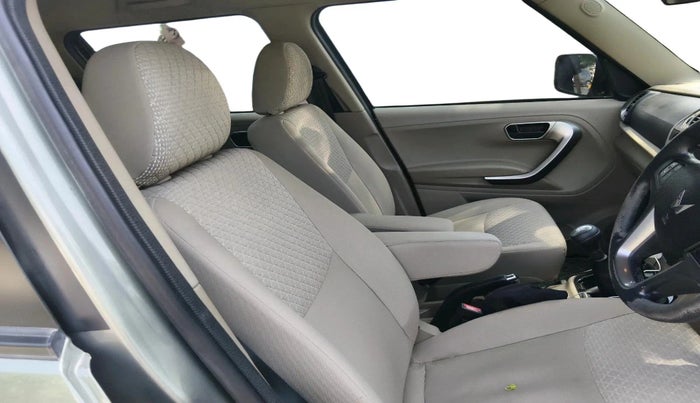 2023 Mahindra BOLERO NEO N10 R, Diesel, Manual, 86,860 km, interior