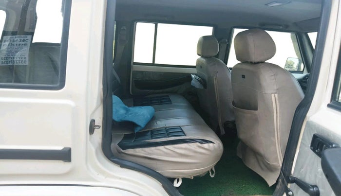 2022 Mahindra Bolero B4, Diesel, Manual, 1,30,335 km, interior