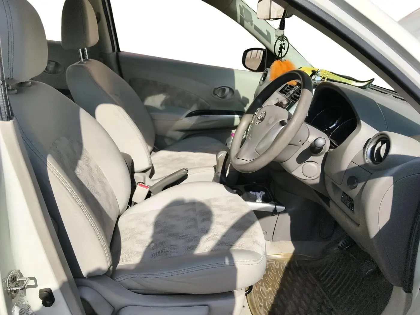 2016 Nissan Sunny XV DIESEL, Diesel, Manual, 99,523 km, interior