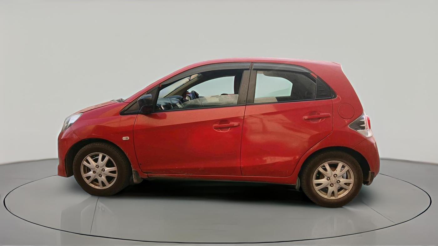 2012 Honda Brio V MT, CNG, Manual, 1,23,458 km, exterior