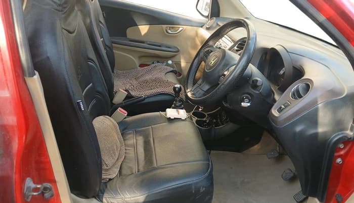 2012 Honda Brio V MT, CNG, Manual, 1,23,458 km, interior