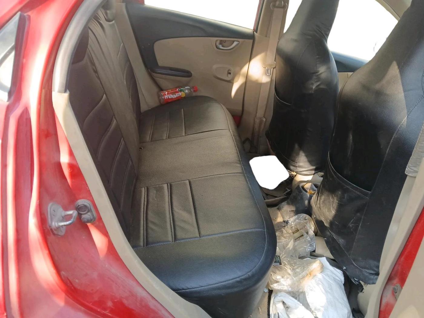 2012 Honda Brio V MT, CNG, Manual, 1,23,458 km, interior