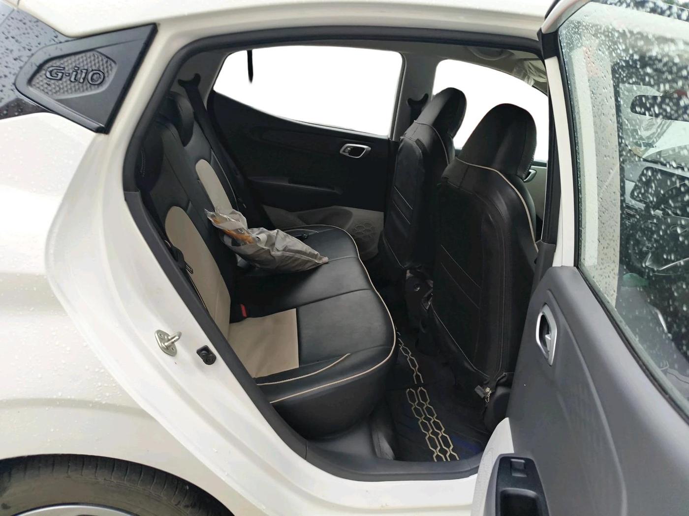 2023 Hyundai GRAND I10 NIOS SPORTZ 1.2 KAPPA VTVT, Petrol, Manual, 27,200 km, interior