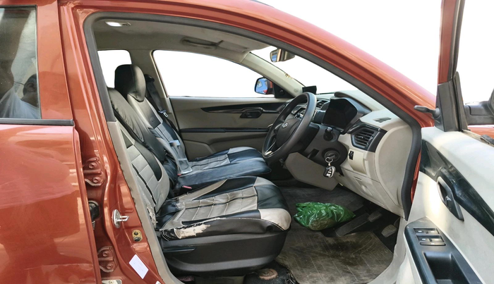 2017 Mahindra Kuv100 K4 6 STR, Petrol, Manual, 42,152 km, interior