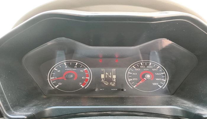 2017 Mahindra Kuv100 K4 6 STR, Petrol, Manual, 42,152 km, interior