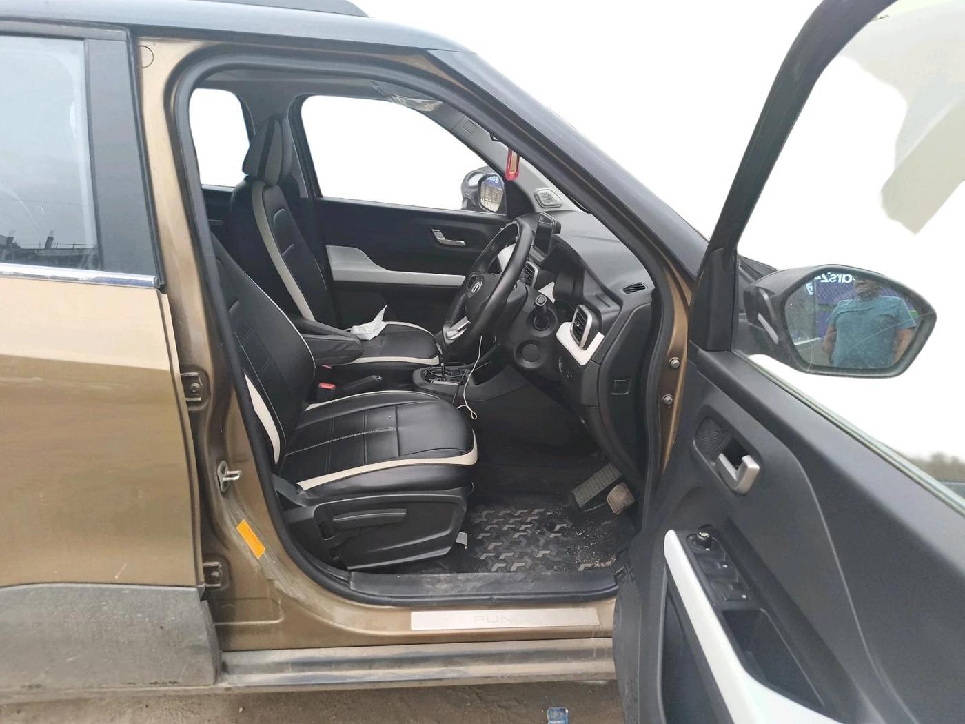 2023 Tata PUNCH CREATIVE  AMT, Petrol, Automatic, 5,449 km, interior