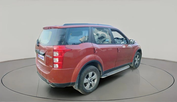 2016 Mahindra XUV500 W6, Diesel, Manual, 1,06,580 km, exterior