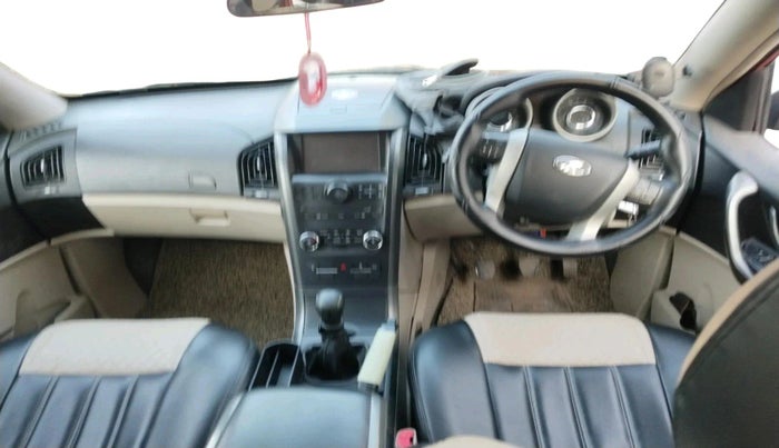 2016 Mahindra XUV500 W6, Diesel, Manual, 1,06,580 km, interior