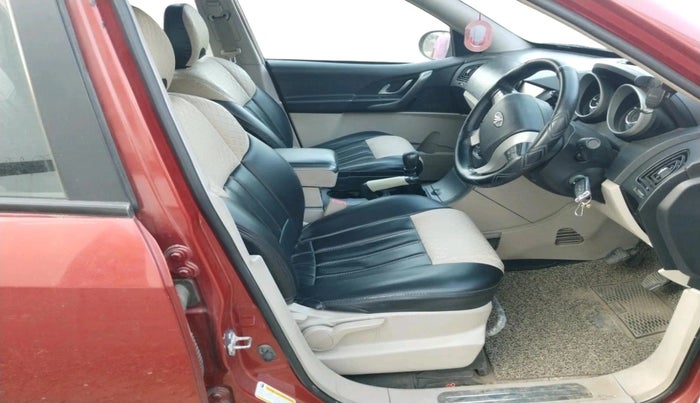 2016 Mahindra XUV500 W6, Diesel, Manual, 1,06,580 km, interior