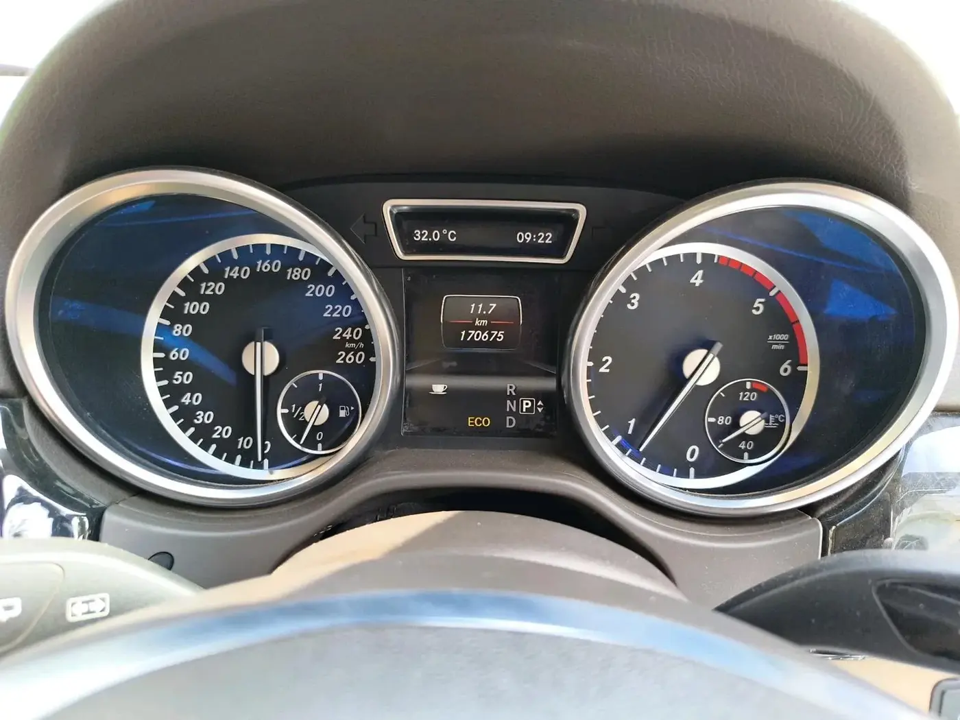 2013 Mercedes Benz Ml Class 250 CDI, Diesel, Automatic, 1,70,675 km, interior