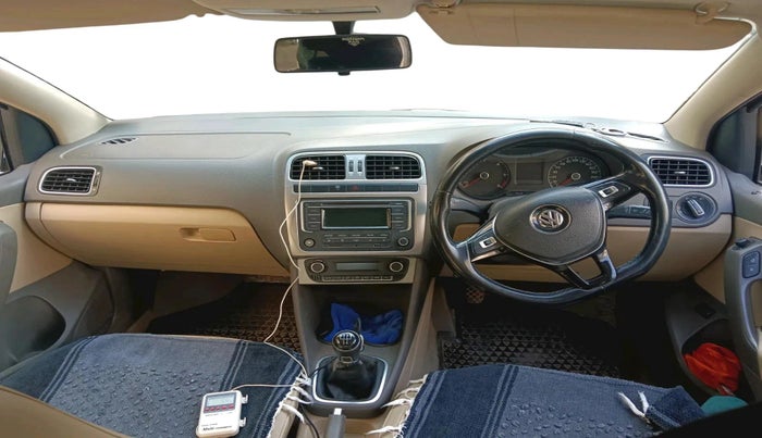 2015 Volkswagen Vento HIGHLINE DIESEL 1.5, Diesel, Manual, 1,26,411 km, interior