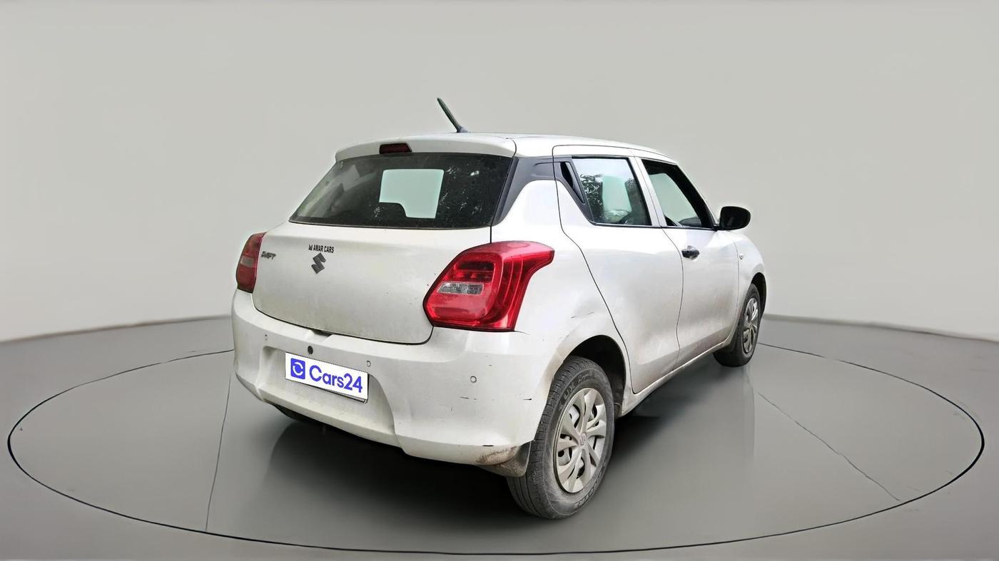 2020 Maruti Swift LXI, Petrol, Manual, 40,779 km, exterior